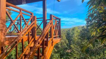 Camera Deluxe, balcone, vista giardino | Parco della struttura