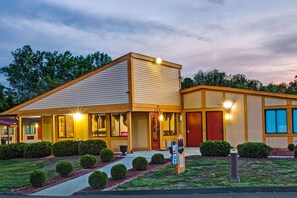 Exterior - Guest Inn Lebanon (Lebanon)