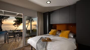 Marinus Deluxe Holiday Home with pool | Caja de seguridad en la habitación, escritorio y wifi gratis