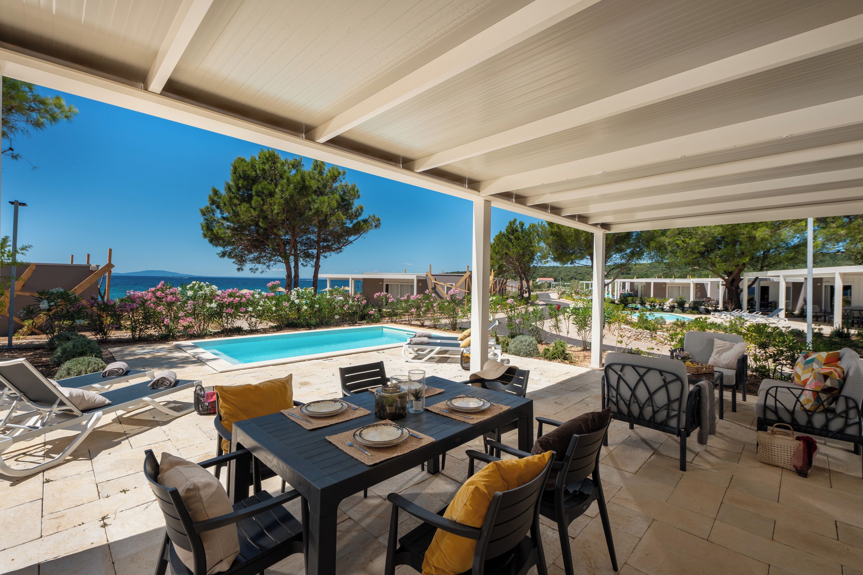 Deluxe Mobile Home | Terrace/patio