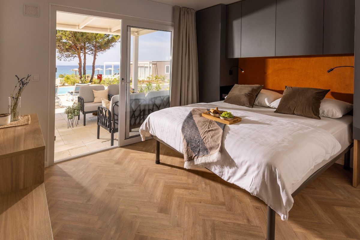 Lapis Deluxe Holiday Home with pool | Caja de seguridad en la habitación, escritorio y wifi gratis 