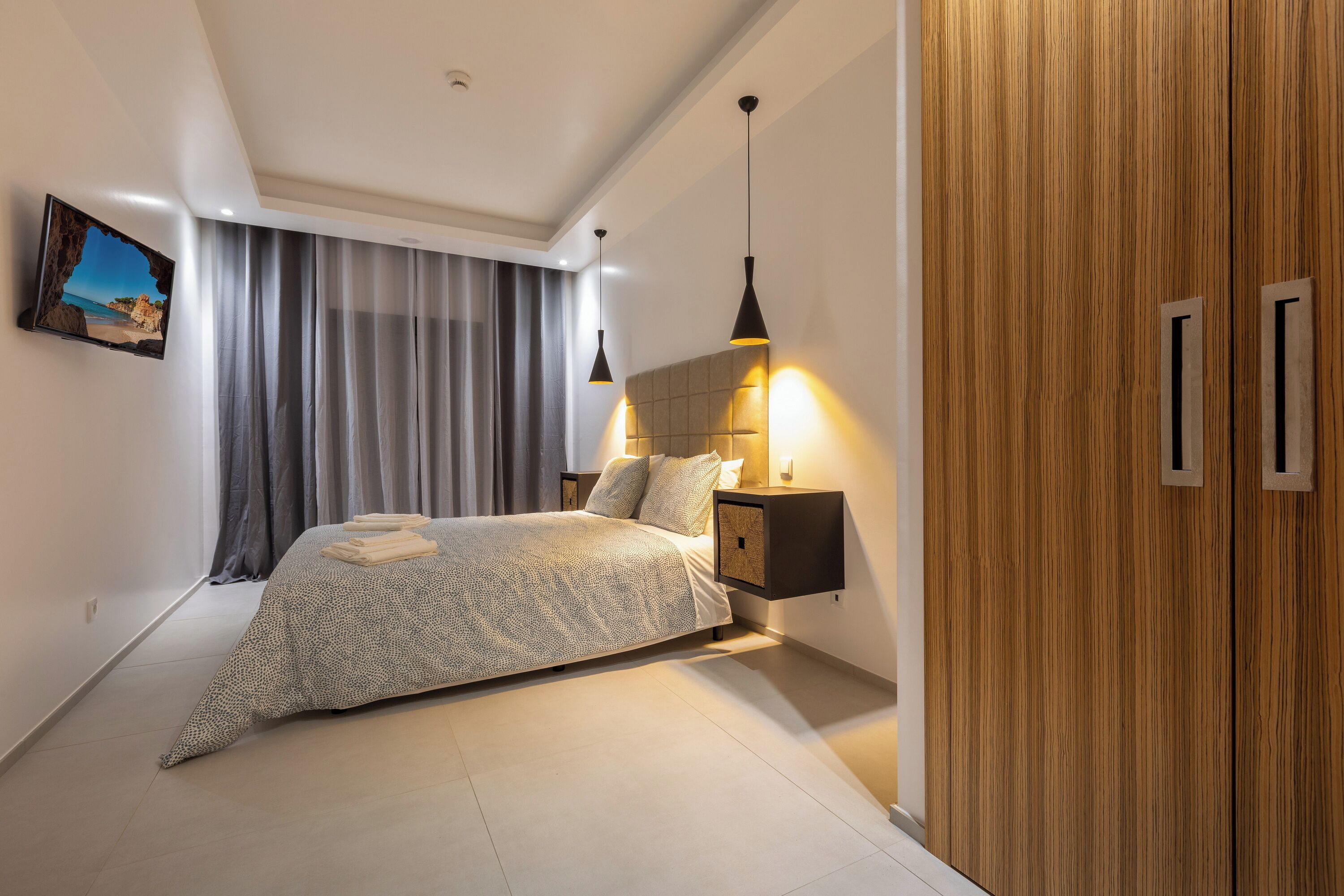 Iron/ironing board, internet