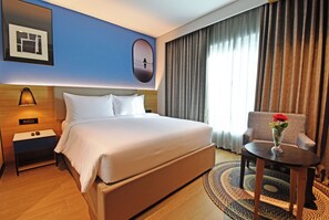 Standard Room, 1 Queen Bed | In-room safe, laptop workspace, iron/ironing board, free WiFi - Hotel Sands Point (Puducherry)