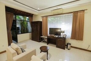 Living area - Ubud Hotel and Villas Malang (Malang)