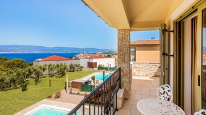 Terrace/patio - Villa Isla Blue 2 pool&welness Krk by Villas Guide (Vrbnik)