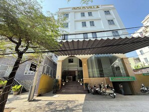 Exterior - Gold Hotel & Apartment Da Nang (Son Tra)