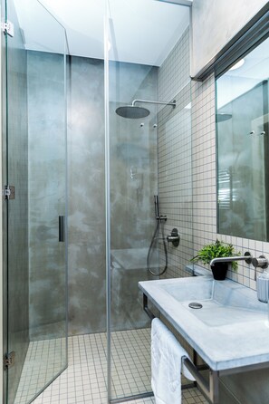 Bathroom - Hotel La Bohemia (Karlovy Vary)