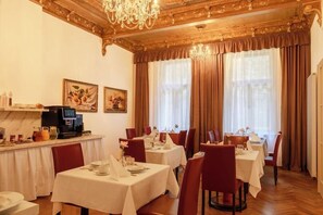 Dining - Hotel La Bohemia (Karlovy Vary)