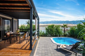 Mari Holiday Home with pool | Terrace/patio