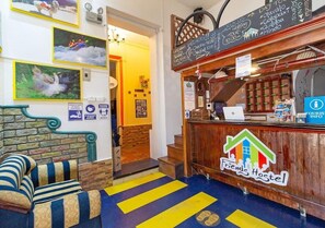 Lobby - Friends Hostel (Quito)