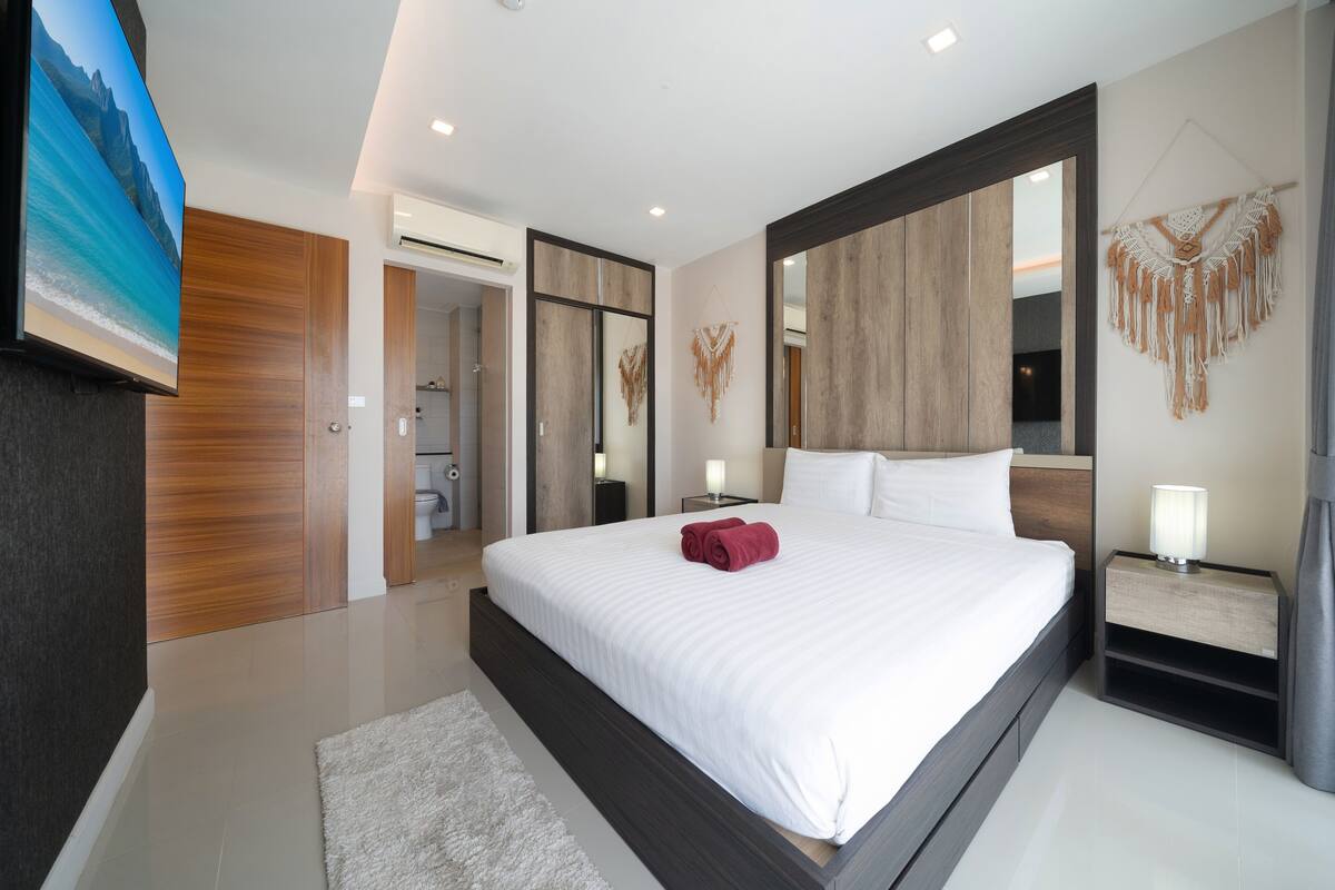 Apartment, Pool View