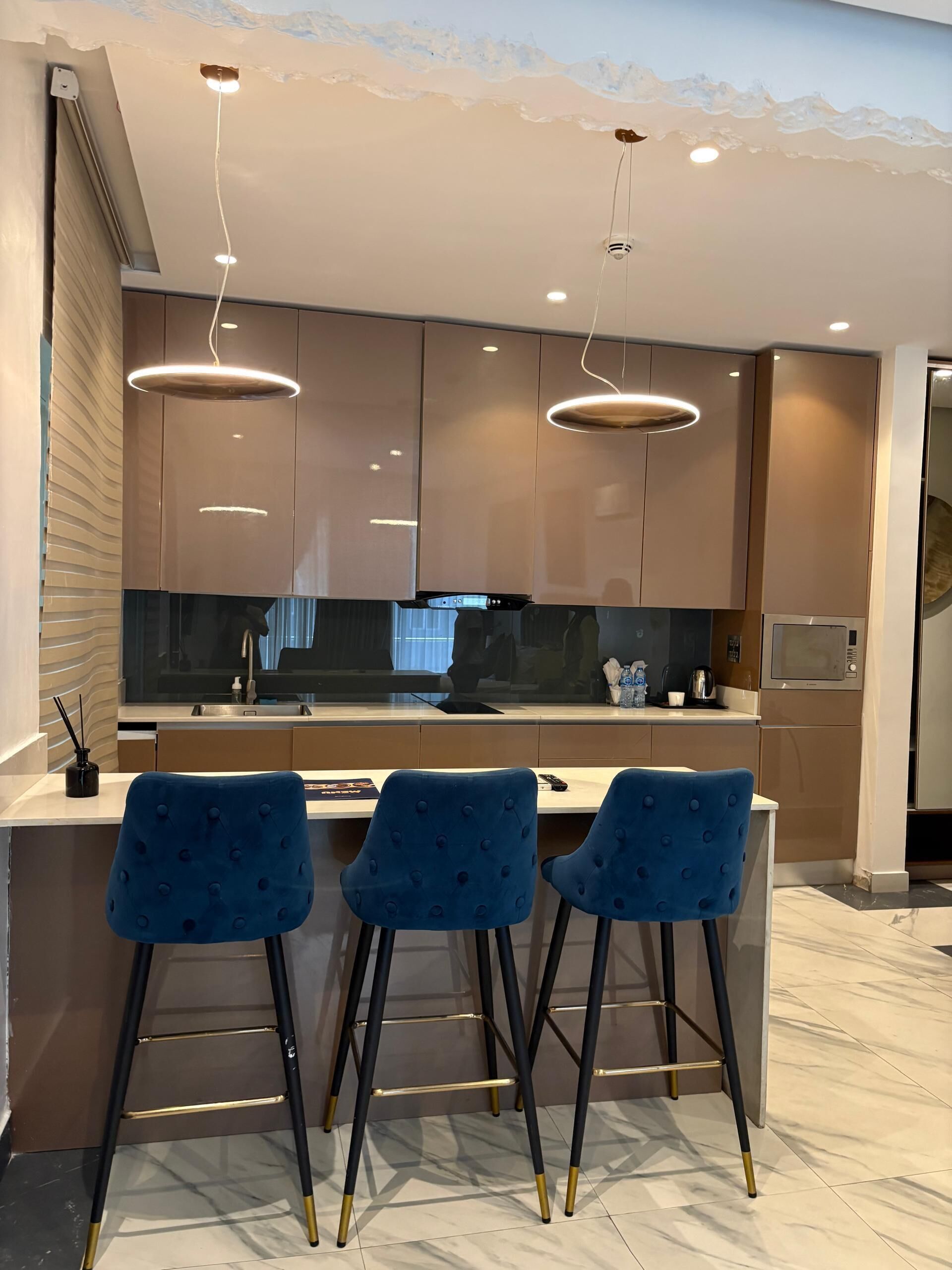 Studio Eksklusif, 1 Tempat Tidur Queen, Bebas Asap Rokok, pemandangan kota | Makan di kamar