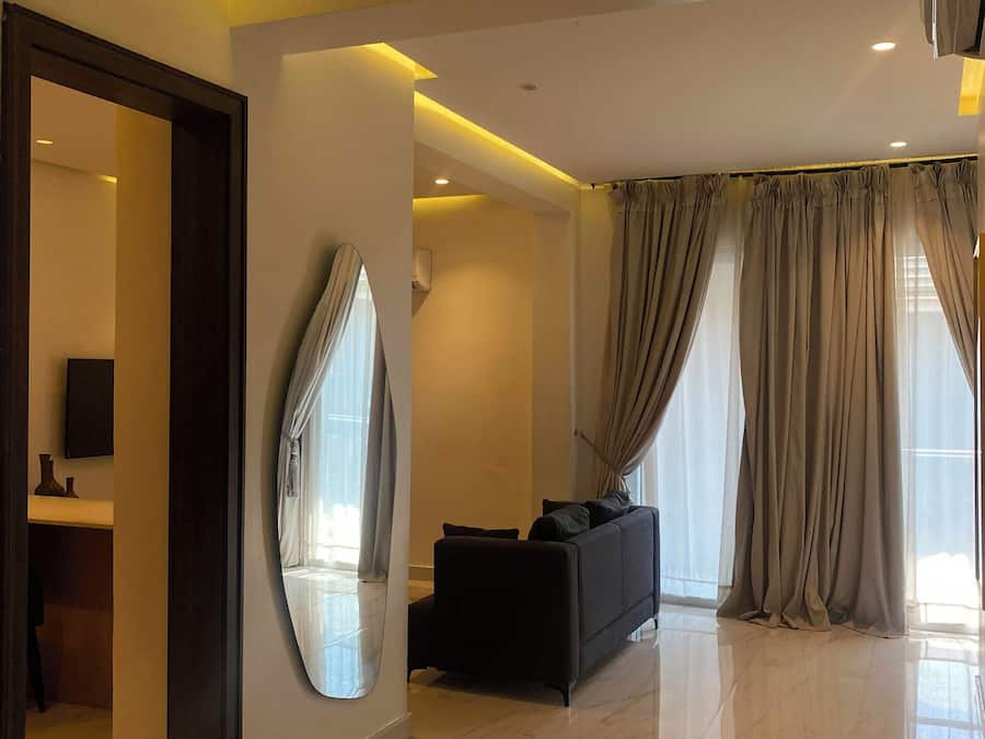 Apartamento familiar | Zona de estar | Smart TV de 40 pulgadas con canales por cable, Netflix