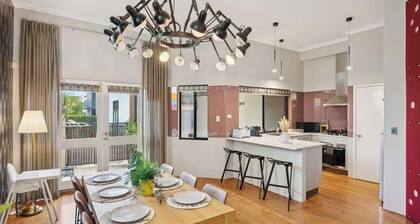 The SoHo Loft | City Views, Garage, Walk to Cafés