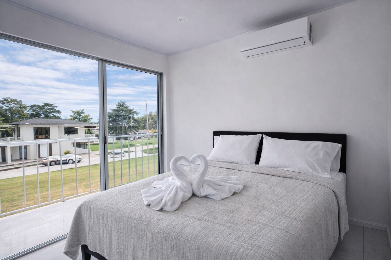 WiFi、ベッドシーツ