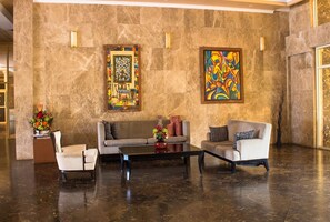 Lobby - Landmark Mbezi Beach Resort and Conference Centre (Dar es Salaam)