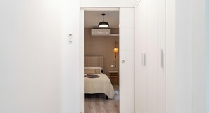 2 chambres, fer et planche à repasser, Wi-Fi gratuit, draps fournis