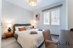 2 chambres, fer et planche à repasser, Wi-Fi gratuit, draps fournis