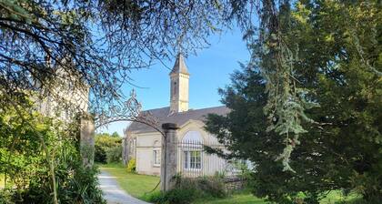 House sleeps 10 Circuit des 24 H du mans dans un immense parc sans vis Ă vis