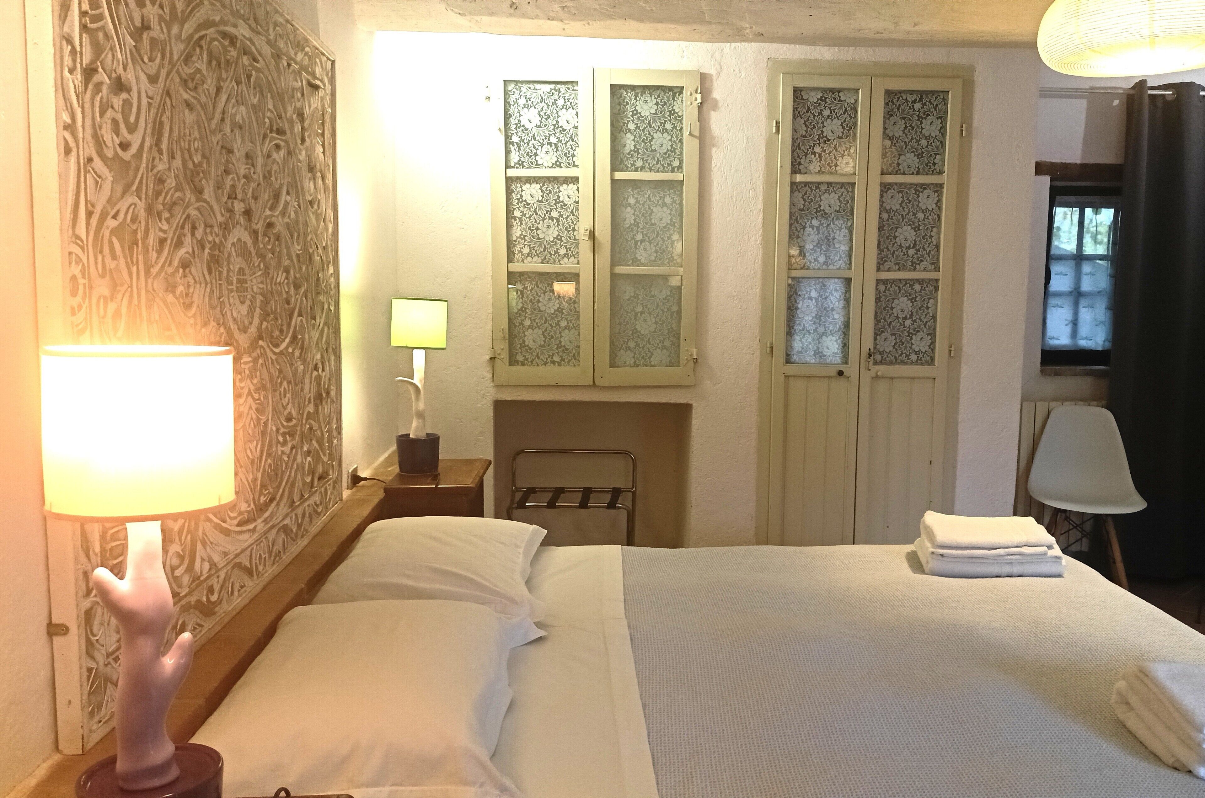 アイロン / アイロン台、WiFi、ベッドシーツ