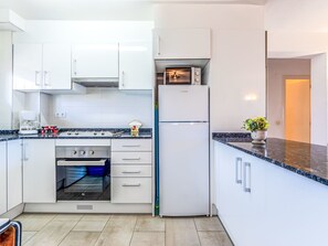 Fridge, microwave, oven, cookware/dishes/utensils - Pompeyo II by Interhome (Cambrils)