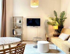 Apartment | Living room - Appartement Moderne - 1br-4p- Cannes (Cannes)