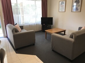 Living area - City Central Apartments (Warrnambool)