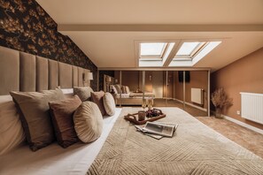 Penthouse Supérieur, 2 chambres, climatisation, vue ville | Fer et planche à repasser, Wi-Fi gratuit