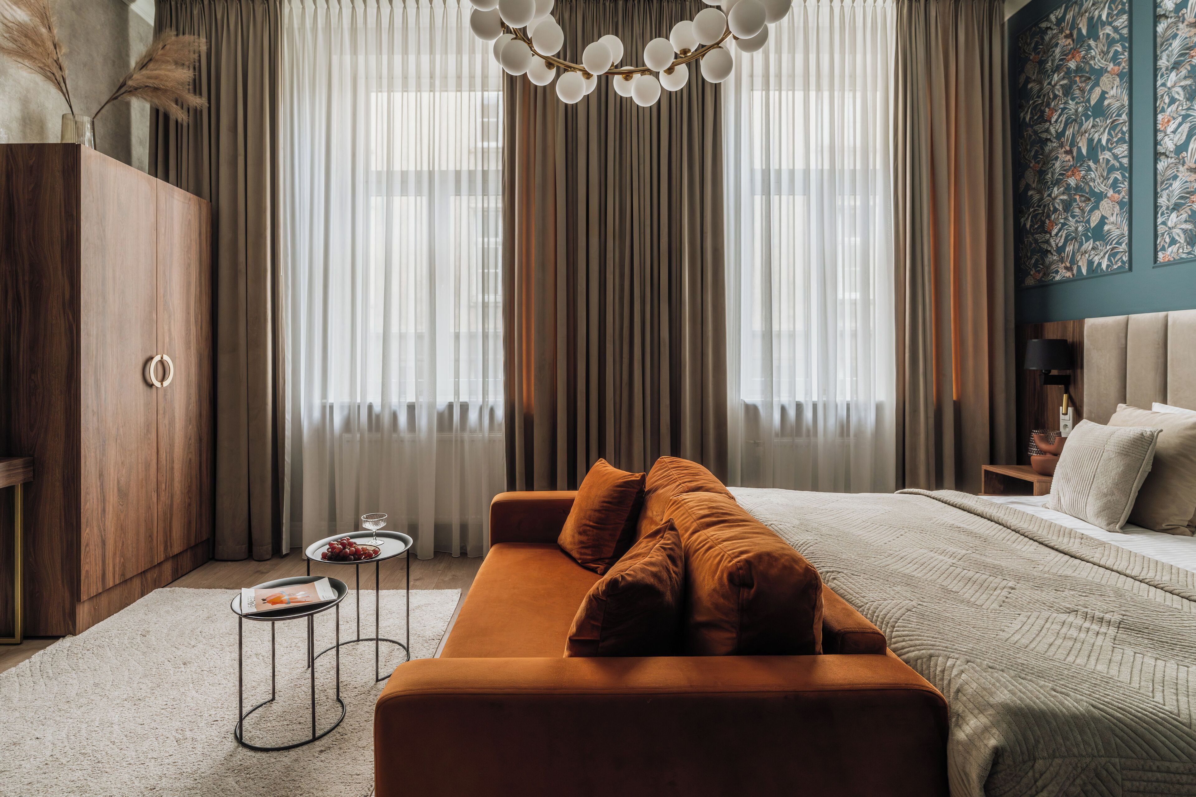 Iron/ironing board, free WiFi