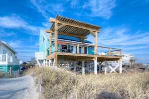 Exterior - Experience coastal bliss at Just Beachy, a 4-bedroom oceanfront retreat in Oak Island. (Oak Island)