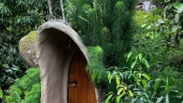 Classic Double Room, Mountain View | Property grounds