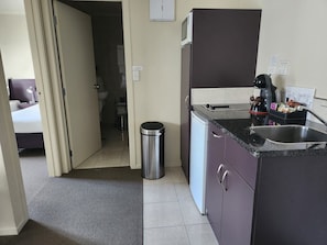 Private kitchen - B K S Motor Lodge (Palmerston North)