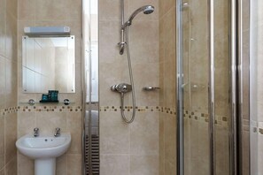 Bathroom - ST Andrews Hotel B B (Exeter)