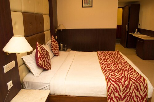 OYO Premium Nayapalli IRC Village