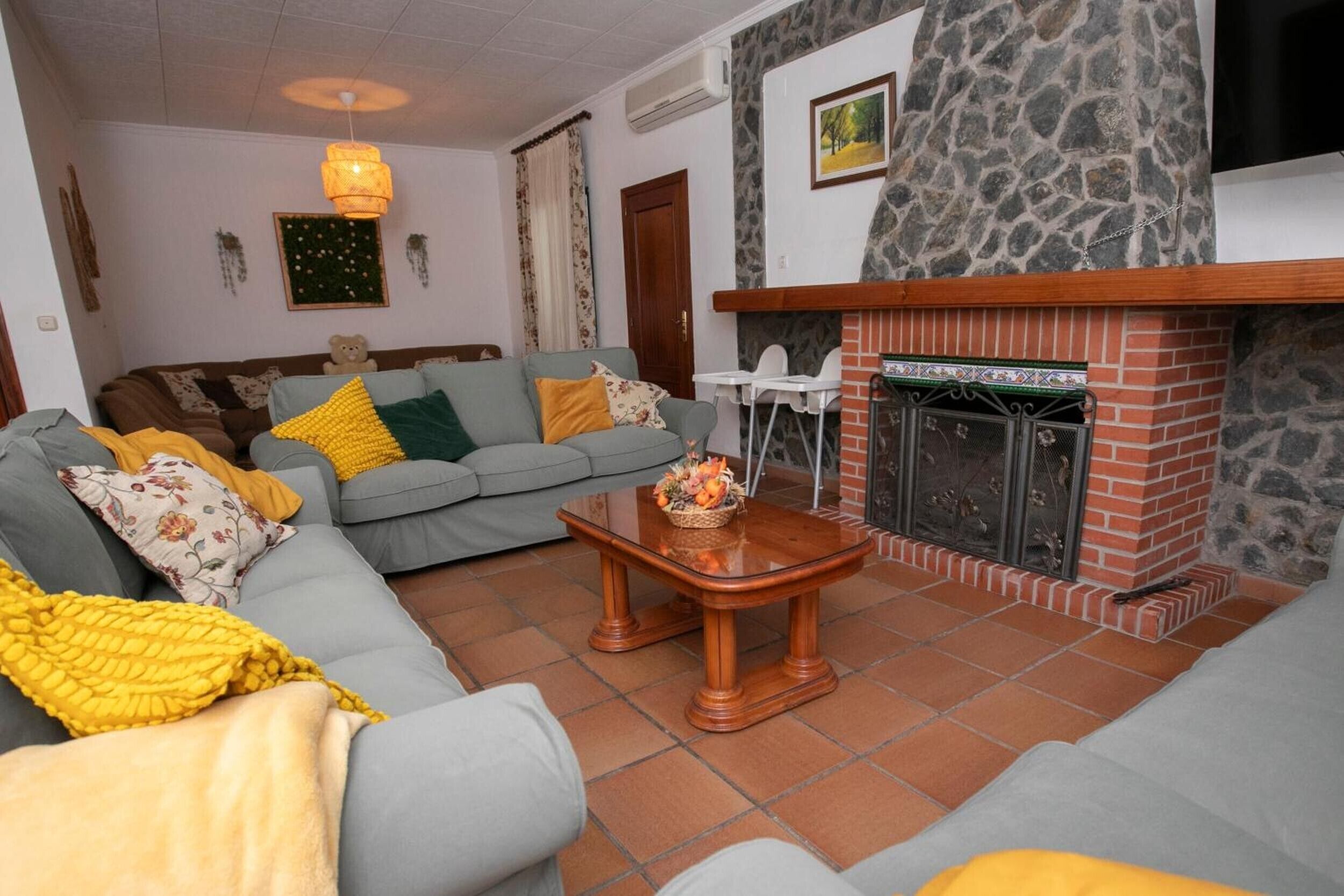 TV, fireplace, DVD player, stereo