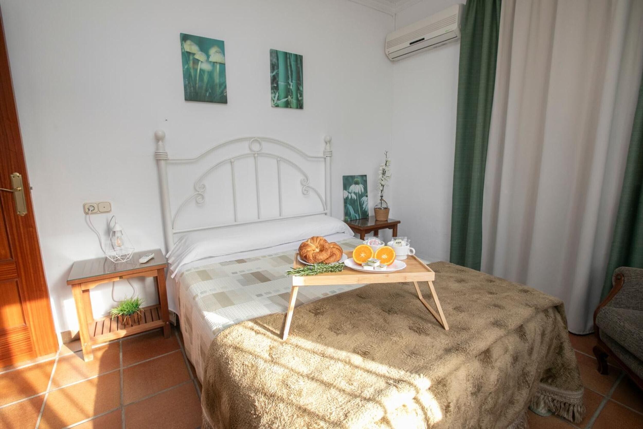 Fer et planche à repasser, Wi-Fi, draps fournis