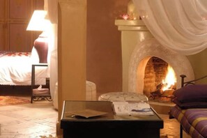 5 makuuhuonetta, vauvan matkasänky, ilmainen Wi-Fi, vuodevaatteet