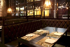Dining - S and Hotel (Daejeon)