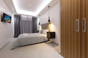 2 bedrooms, iron/ironing board, Internet - Correeira Luxury Residence F (Albufeira)