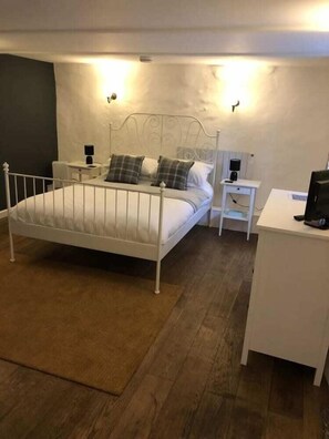 Room - Engine Inn Hotel (Penzance)