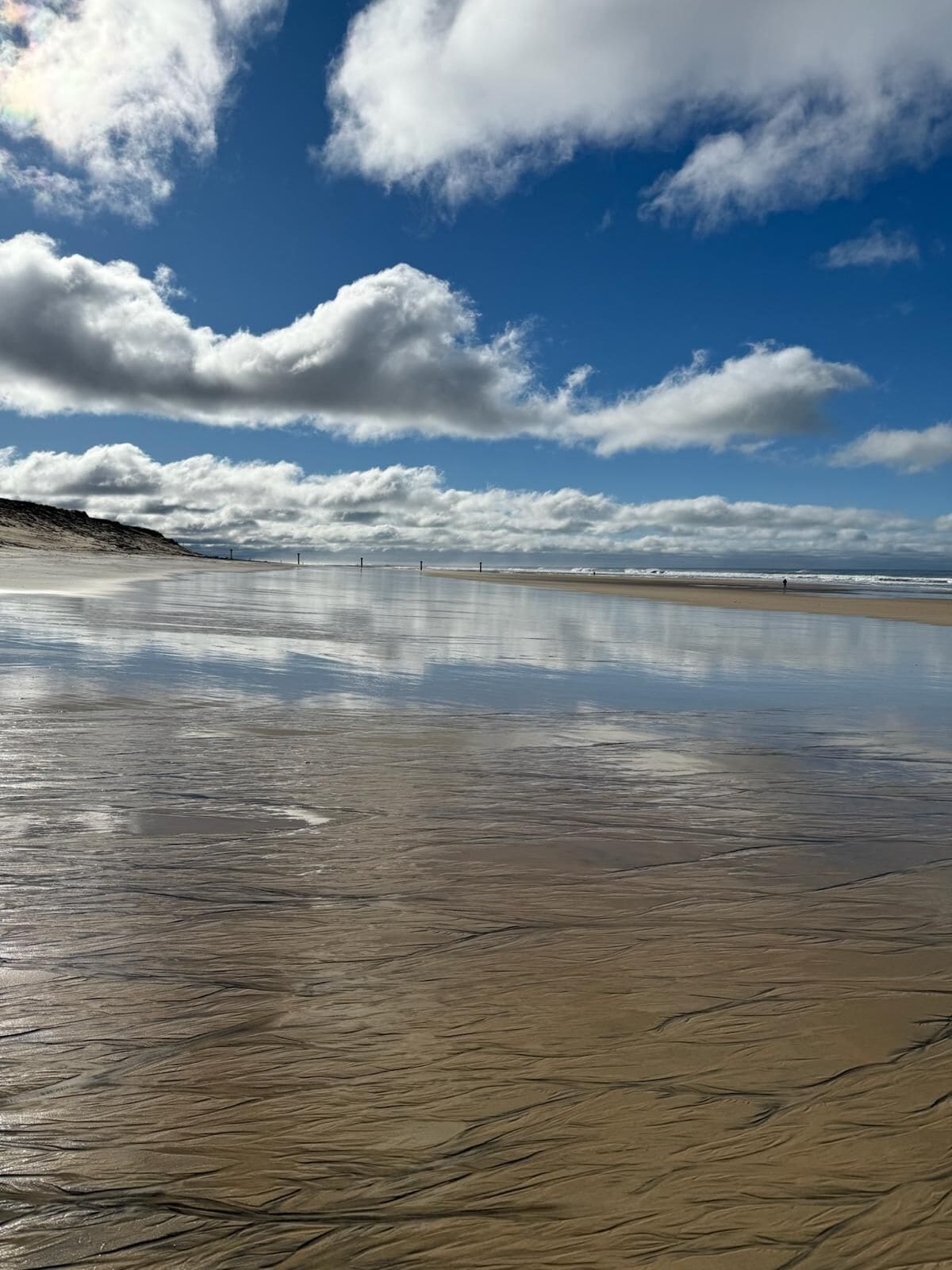 Beach nearby, sun loungers