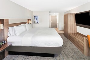 Room - Port Wisconsin Inn and Suites (Port Washington)