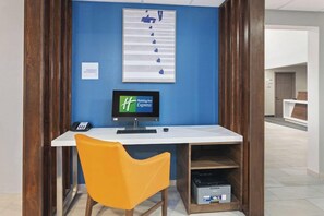 Business center - Port Wisconsin Inn and Suites (Port Washington)