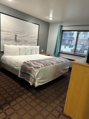 Room - Mcgoverns Hotel and Suites (Sun Prairie)