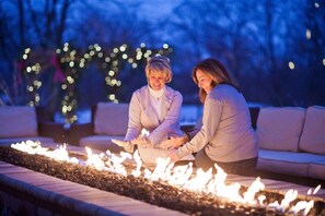 Property grounds - The Ridge Hotel (Lake Geneva)