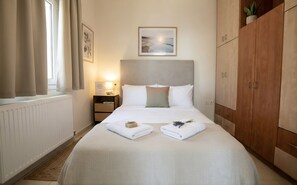 2 bedrooms, iron/ironing board, free WiFi, bed sheets - Panoramic Sea View Villa in Ermoupoli Modern 2BD with Outdoor BBQ & Terrace (Ermoupoli)