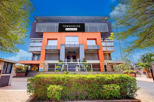 Townhouse OAK Saspade Road Satara