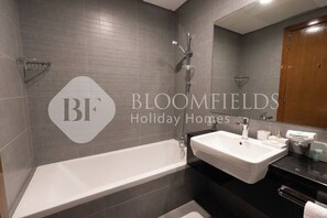 Apartment, Balcony, Partial Sea View | Bathroom - Bloomfields Premium 2BR in Parkside (Abu Dhabi)