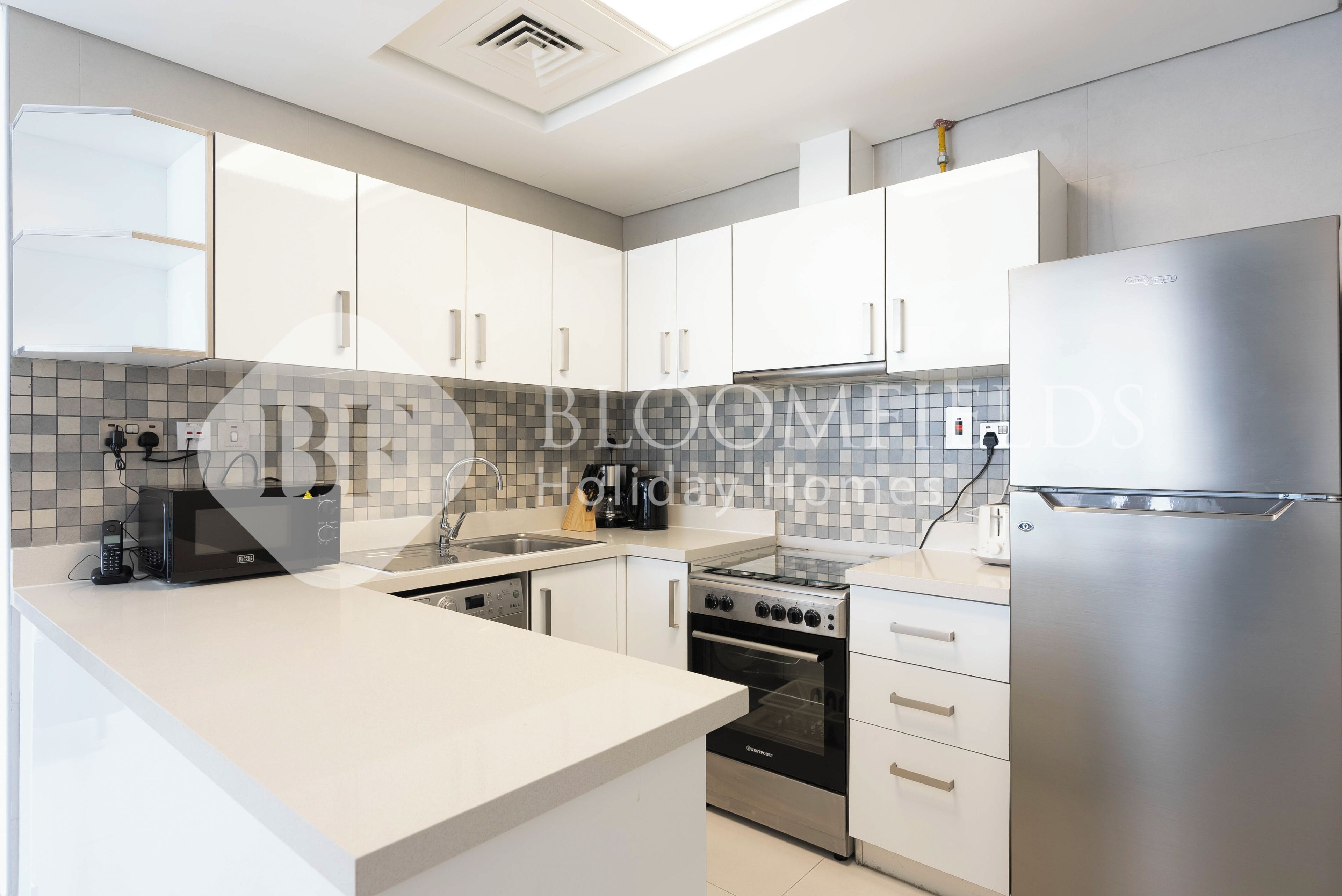Apartment, Balcony, Partial Sea View | Private kitchen