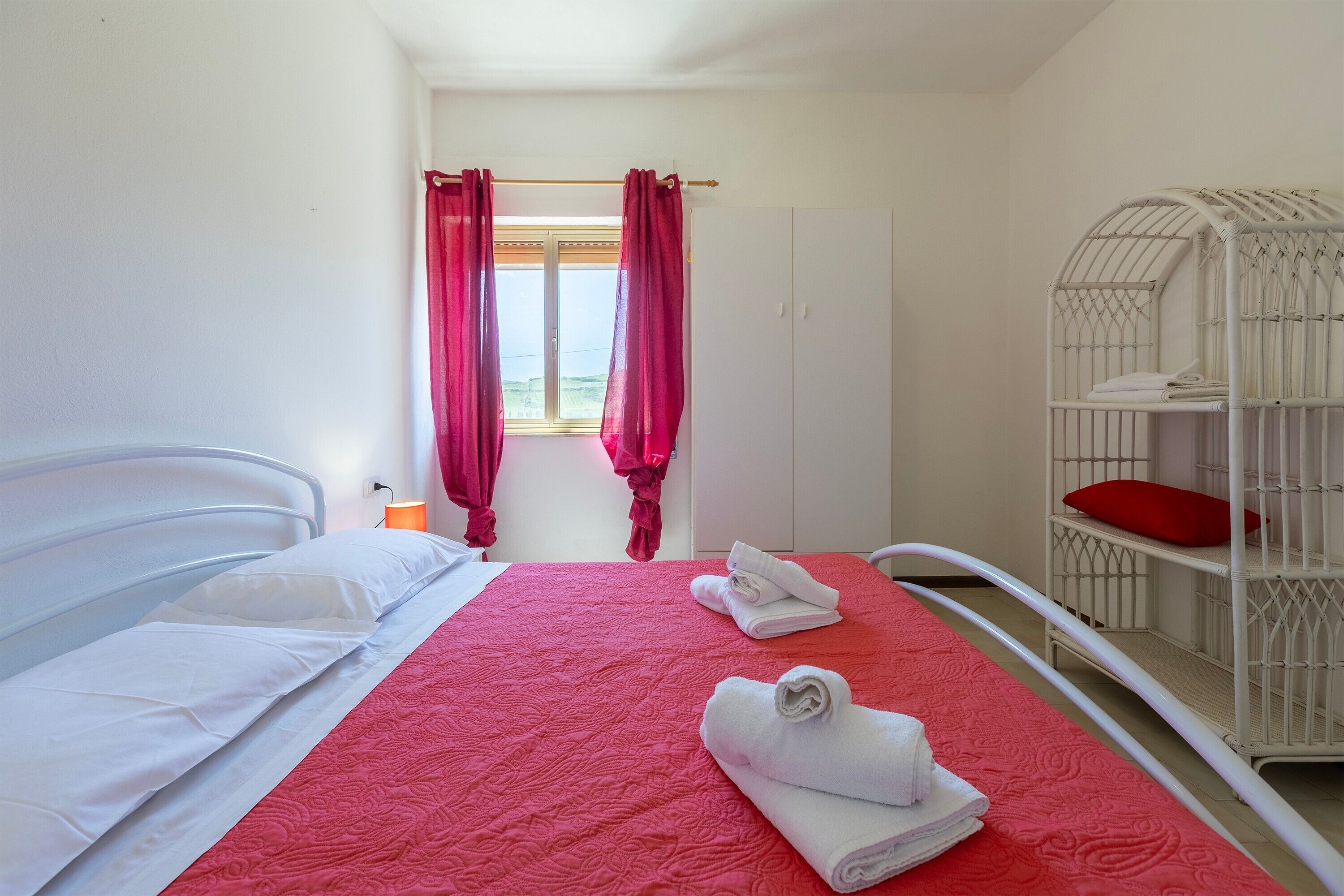 Ferros/tábuas de passar roupa, Wi-Fi, roupa de cama